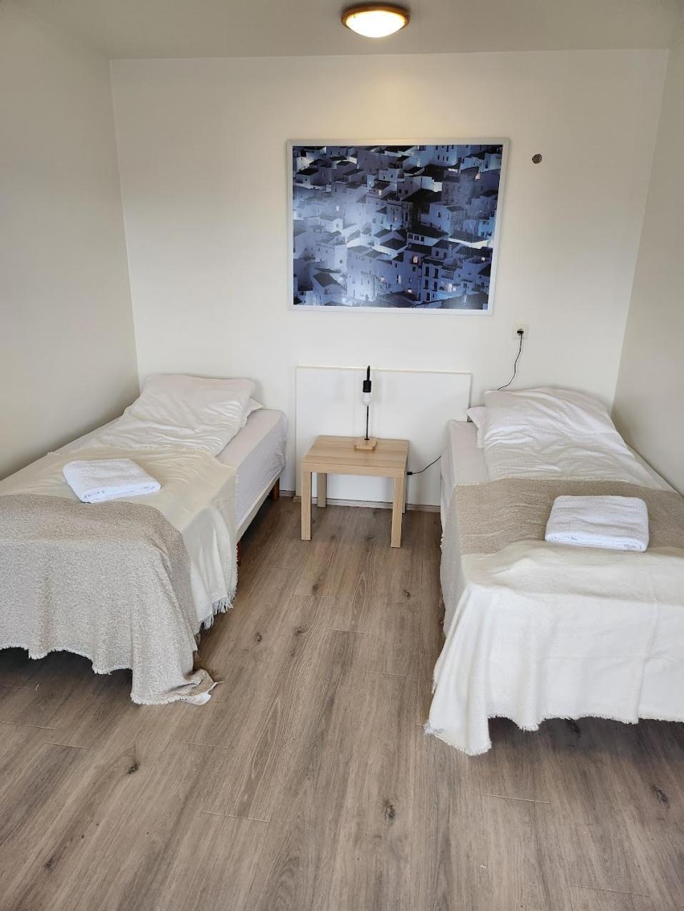 Fjos Guesthouse ヴァーマリッド エクステリア 写真