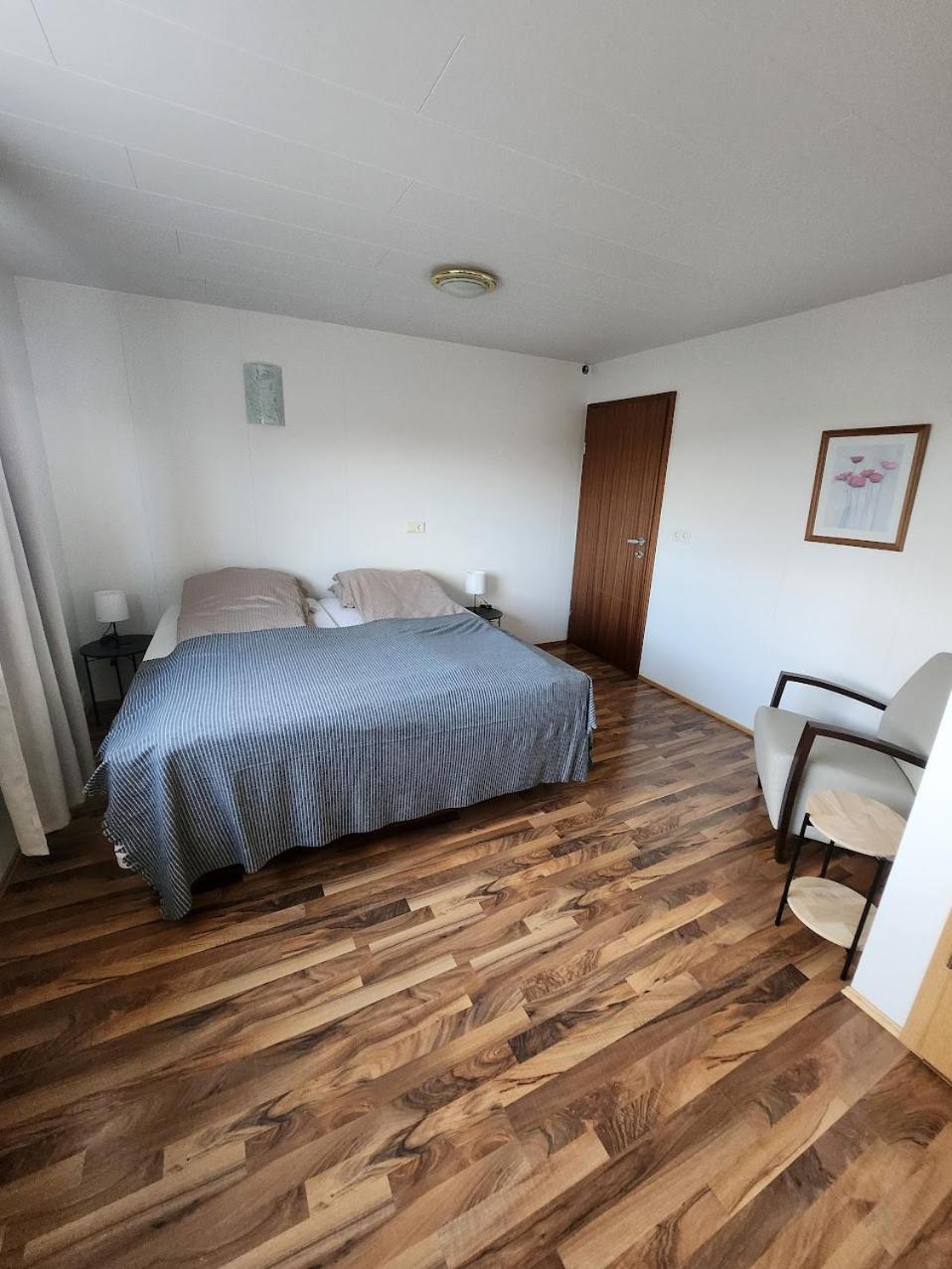 Fjos Guesthouse ヴァーマリッド エクステリア 写真